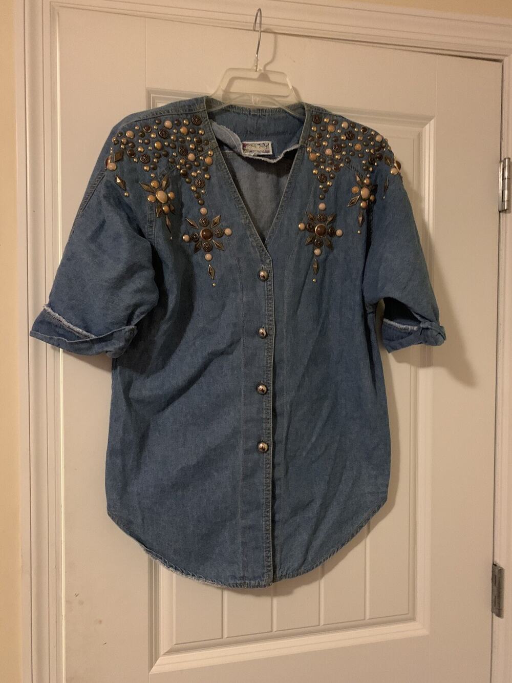 Monique fashions gold beaded vintage denim button down blouse sz 6